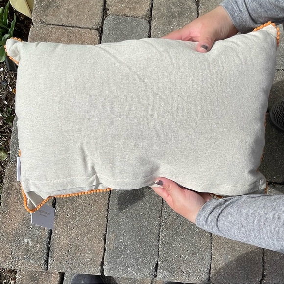 Spring carrot pillow!!! - Picture 3 of 12